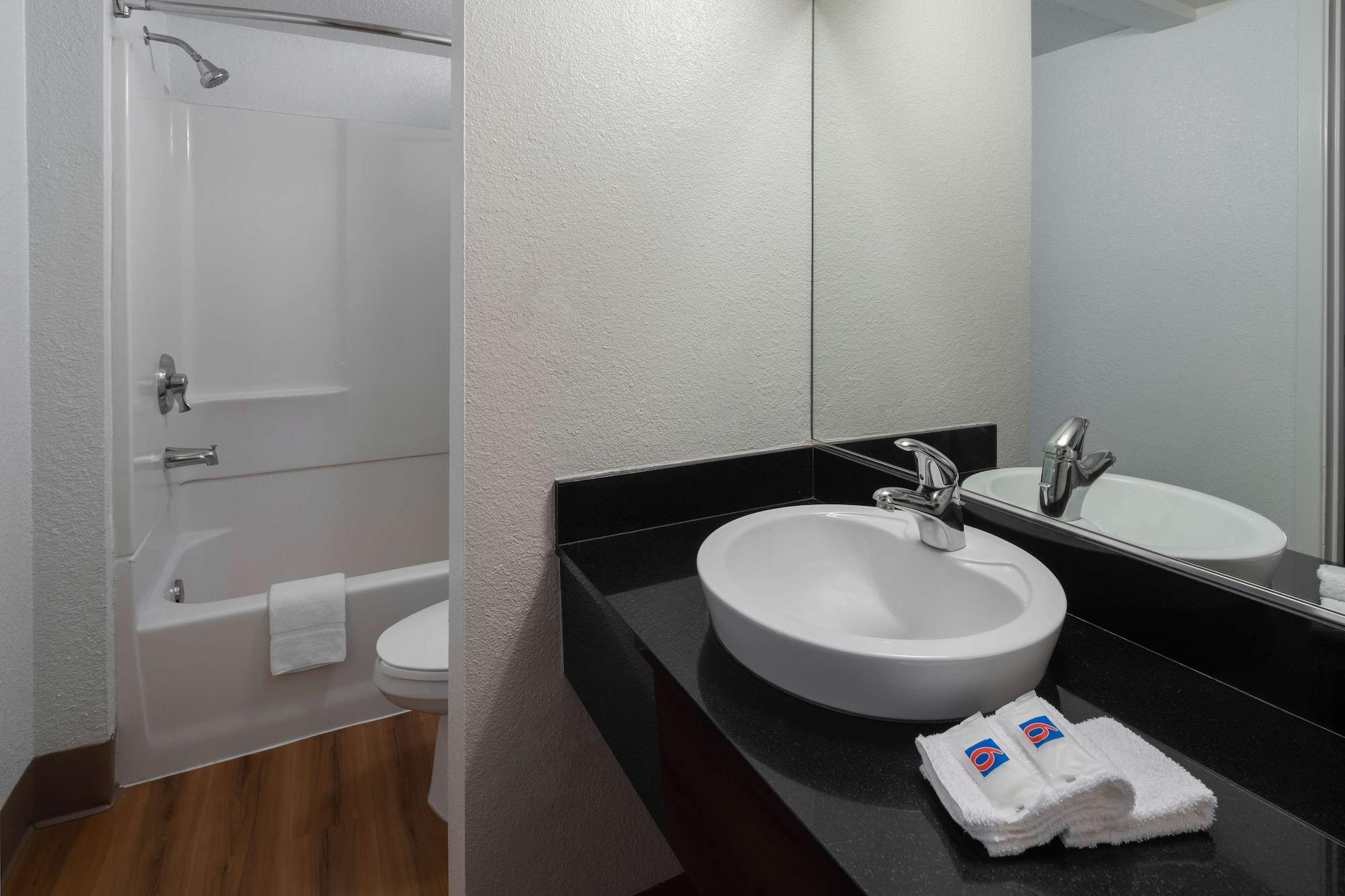 Motel 6-Carpinteria, Ca - Santa Barbara - South Екстериор снимка