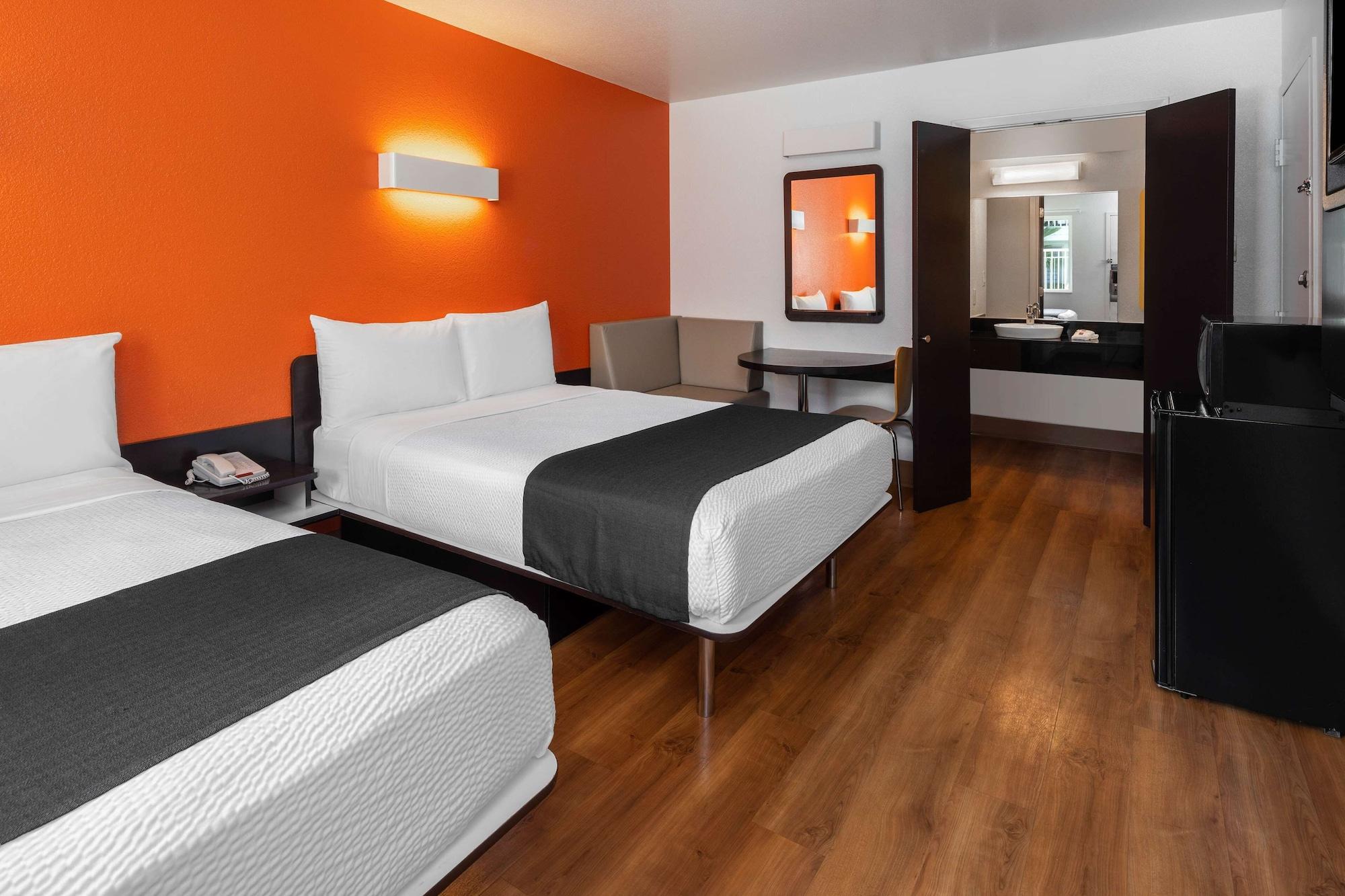 Motel 6-Carpinteria, Ca - Santa Barbara - South Екстериор снимка