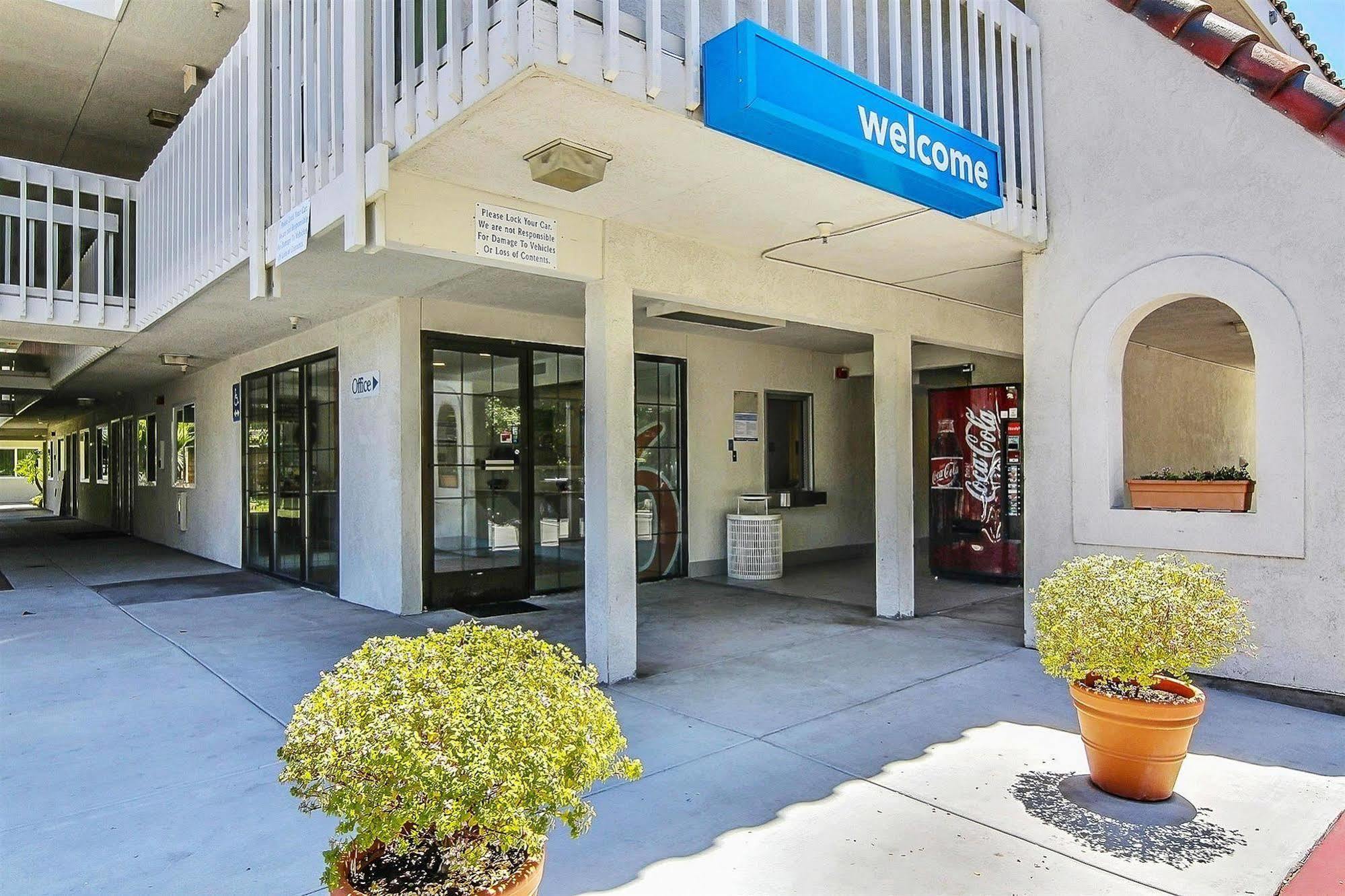 Motel 6-Carpinteria, Ca - Santa Barbara - South Екстериор снимка